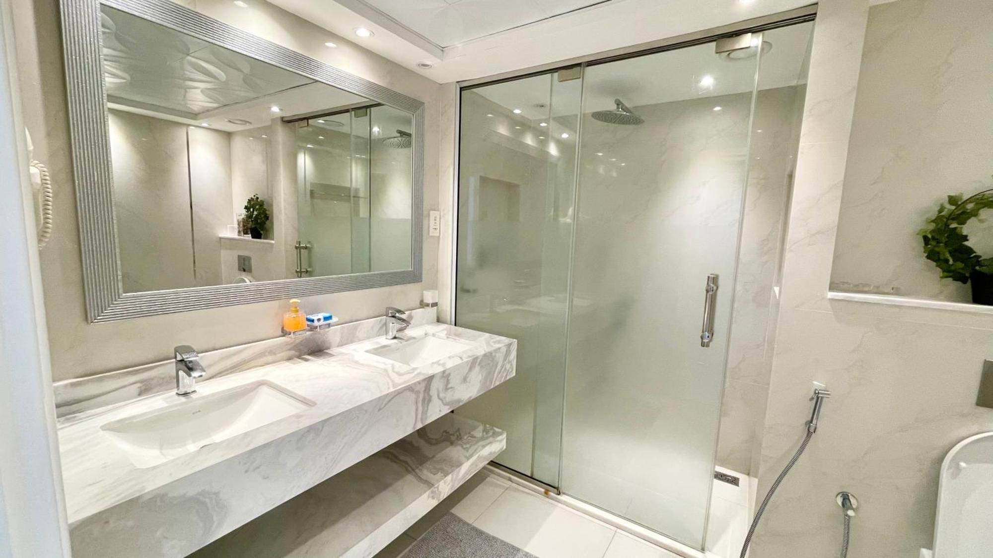 Appartement Jbr Beachfront Luxe Sea Facing *